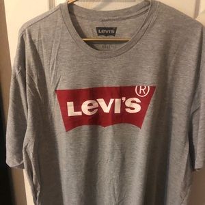 Levi’s big and tall T